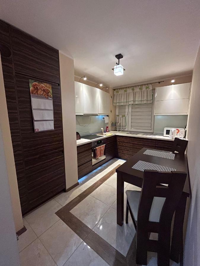 Luxury Apartaments Klimatyzacja 2 Радом Екстериор снимка
